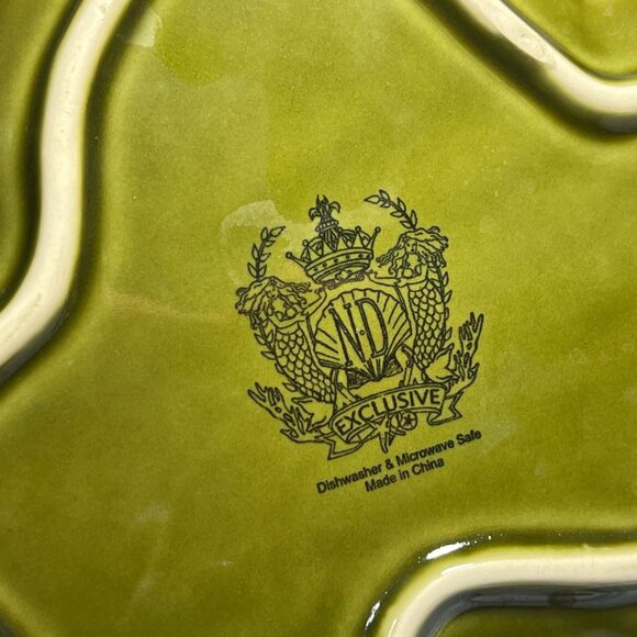 ND Exclusives Leaf Shaped Ceramic Serving Dishes - Picture 5 of 5